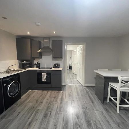 Hosted By Ryan - 2 Bedroom Apartment 리버풀 외부 사진